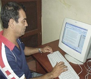 Carlos Téllez Espino